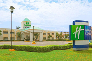 Hotel Holiday Inn Express Cancun, Hoteles Pequeños en Cancun