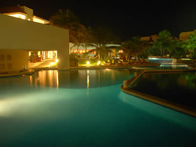 Oasis Tulum, Hotels in Akumal